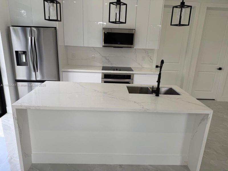 Image 19 of a home in .