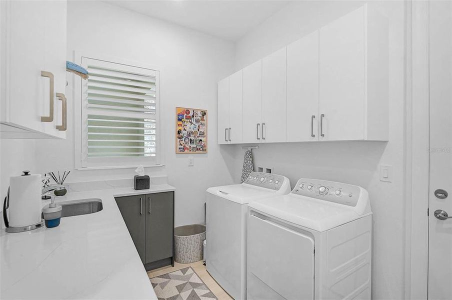 Furnished interior view inside a new home in , Bradenton (Image 18).