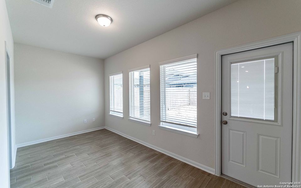Spacious, unfurnished interior of a new home in Hickory Ridge, Elmendorf (Image 12). Spacious, unfurnished interior of a new home in Hickory Ridge, Elmendorf (Image 12).