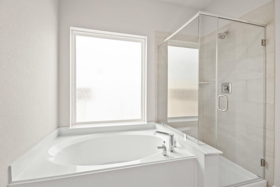 Furnished interior view inside a new home in Barton Creek Ranch, Conroe (Image 10). Furnished interior view inside a new home in Barton Creek Ranch, Conroe (Image 10).