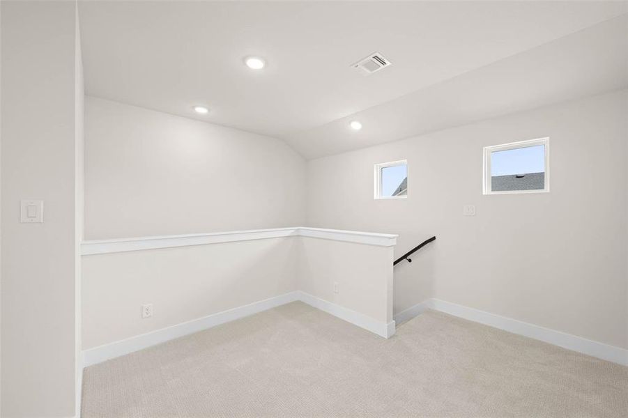 Spacious, unfurnished interior of a new home in Terrace Collection at Harvest, Argyle (Image 20). Spacious, unfurnished interior of a new home in Terrace Collection at Harvest, Argyle (Image 20).