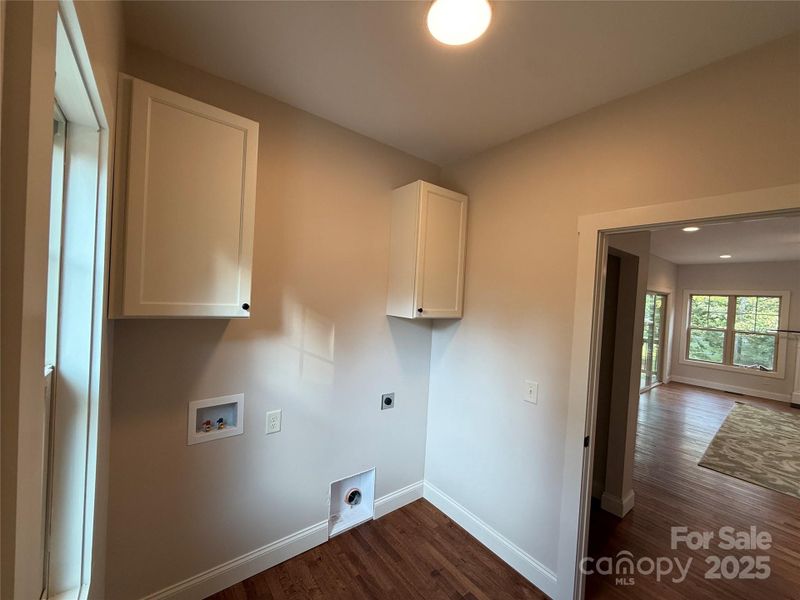 Image 23 of a home in . Image 23 of a home in .