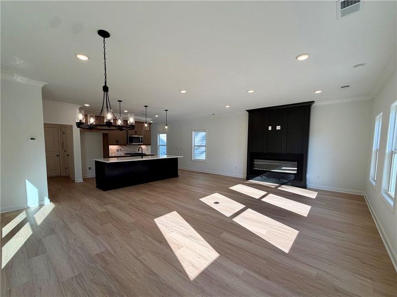 Spacious, unfurnished interior of a new home in Winsome Park, Woodstock (Image 18).