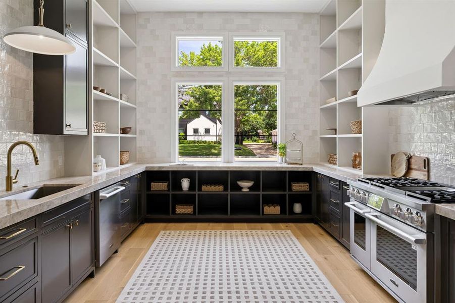 Furnished interior view inside a new home in , Dallas (Image 22).