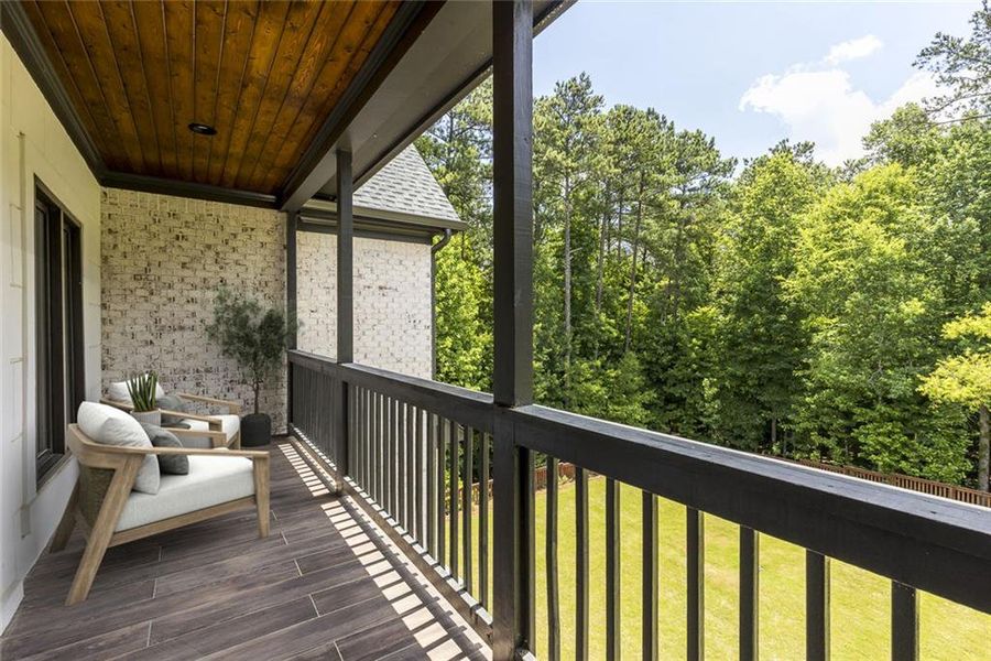 Exterior details and patio area of a home in , Roswell (Image 3).