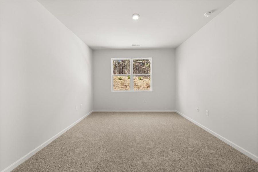 Spacious, unfurnished interior of a new home in Northwoods at Mirror Lake, Villa Rica (Image 23).