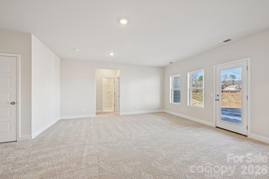 Spacious, unfurnished interior of a new home in , Cramerton (Image 26).
