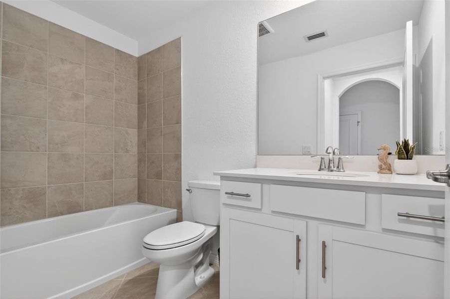 Furnished interior view inside a new home in , Punta Gorda (Image 19).