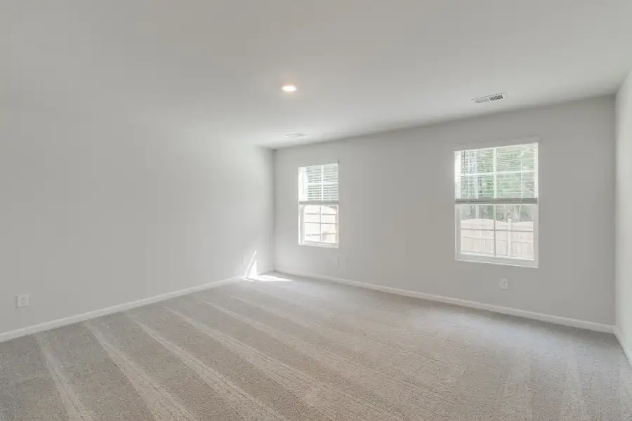Spacious, unfurnished interior of a new home in Killians Crossing, Blythewood (Image 36). Spacious, unfurnished interior of a new home in Killians Crossing, Blythewood (Image 36).