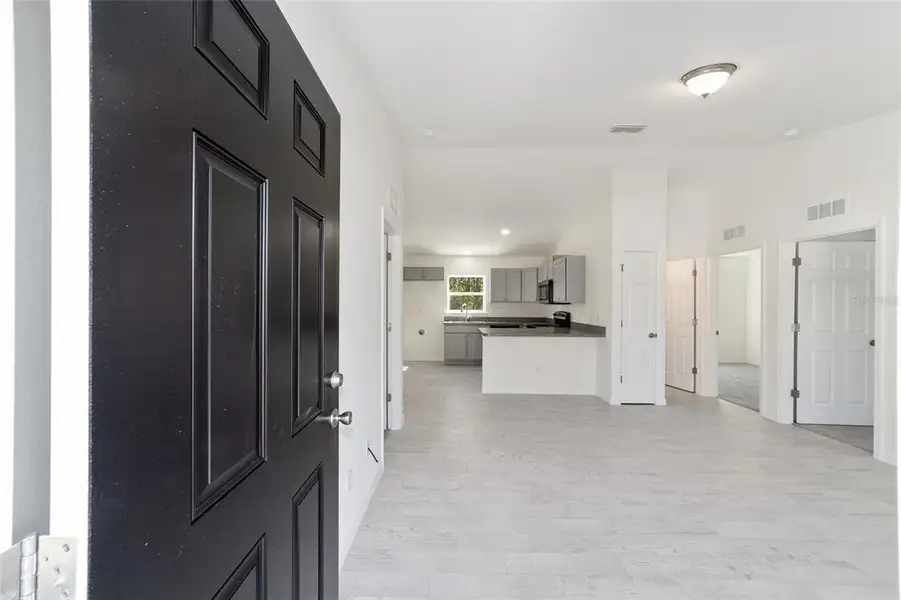 Spacious, unfurnished interior of a new home in , Dunnellon (Image 14). Spacious, unfurnished interior of a new home in , Dunnellon (Image 14).