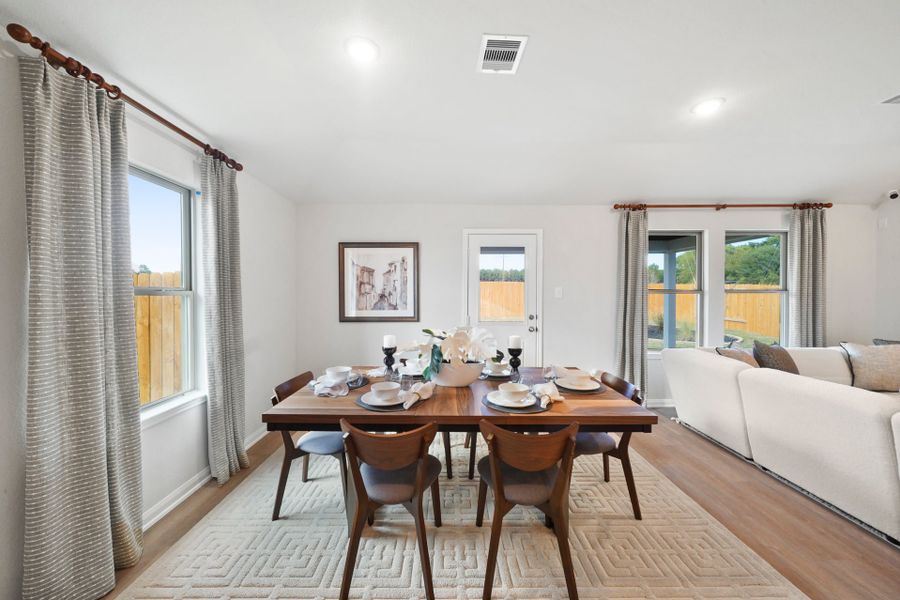 Lexington Heights Model Home - Golden - Dining Room Lexington Heights Model Home - Golden - Dining Room