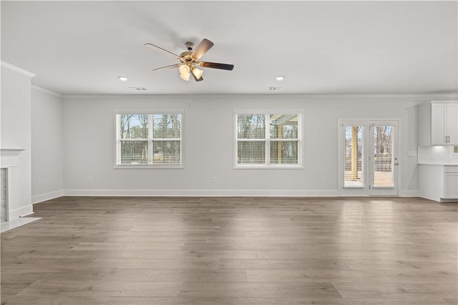 Spacious, unfurnished interior of a new home in Holland Estates, Powder Springs (Image 36). Spacious, unfurnished interior of a new home in Holland Estates, Powder Springs (Image 36).