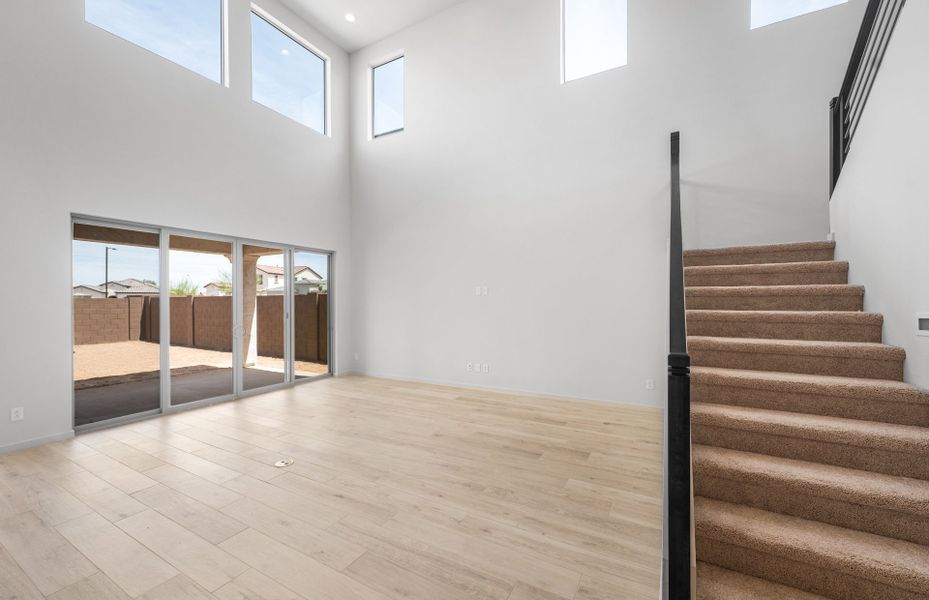 Spacious, unfurnished interior of a new home in Legado West, Queen Creek (Image 27).
