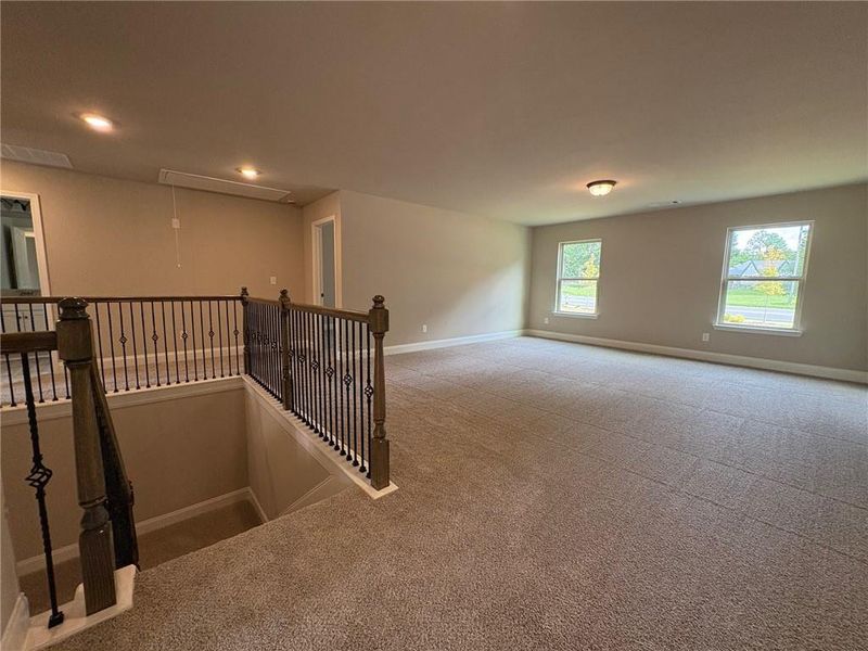 Image 33 of a home in .