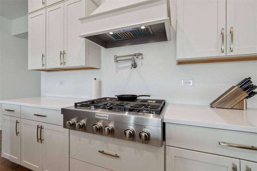 Kitchen Aid Gas Cooktop with Upgraded Wood Vented Hood Kitchen Aid Gas Cooktop with Upgraded Wood Vented Hood