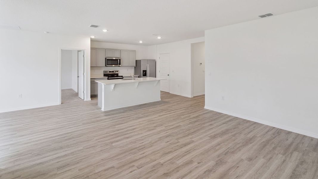Spacious, unfurnished interior of a new home in Avalon Park Tavares, Tavares (Image 11). Spacious, unfurnished interior of a new home in Avalon Park Tavares, Tavares (Image 11).
