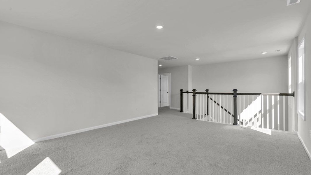 Spacious, unfurnished interior of a new home in Horton Park, Apex (Image 19).
