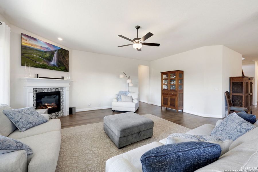 Furnished interior view inside a new home in Meyer Ranch – Legacy Series, New Braunfels (Image 7).