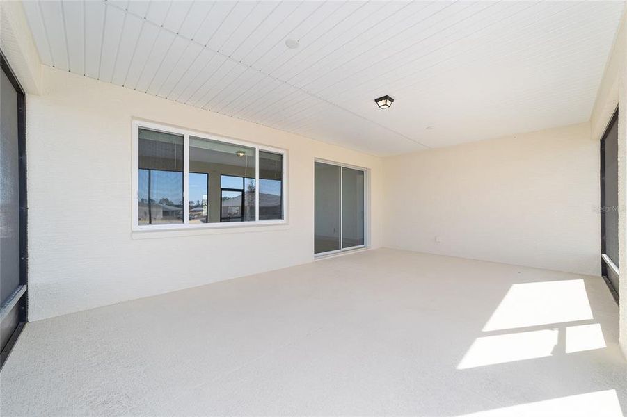 Exterior details and patio area of a home in , Ocala (Image 27).