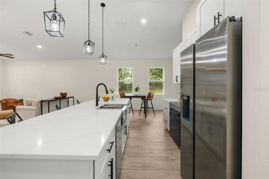 Furnished interior view inside a new home in , Mascotte (Image 9).