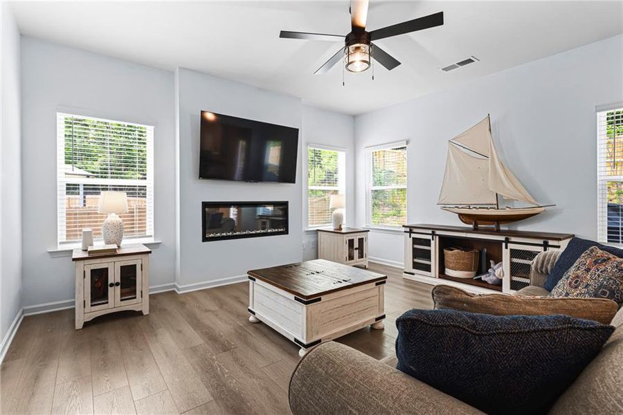 Furnished interior view inside a new home in Victoria Heights, Dallas (Image 7).