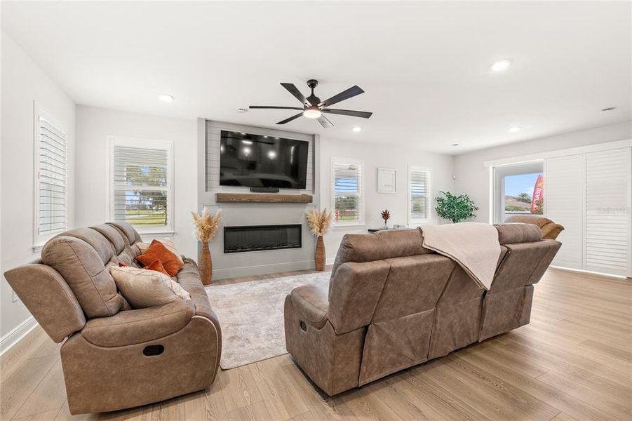 Furnished interior view inside a new home in Acuera Estates, Apopka (Image 42). Furnished interior view inside a new home in Acuera Estates, Apopka (Image 42).