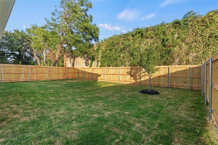 Front exterior of a new home in , Dallas, TX, highlighting curb appeal (Image 18).