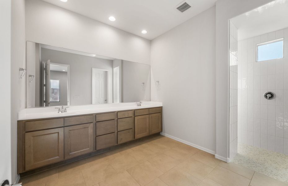 Furnished interior view inside a new home in Visara, Surprise (Image 9).
