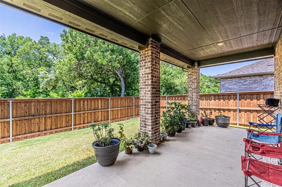 Exterior details and patio area of a home in Stoneridge, Melissa (Image 3). Exterior details and patio area of a home in Stoneridge, Melissa (Image 3).