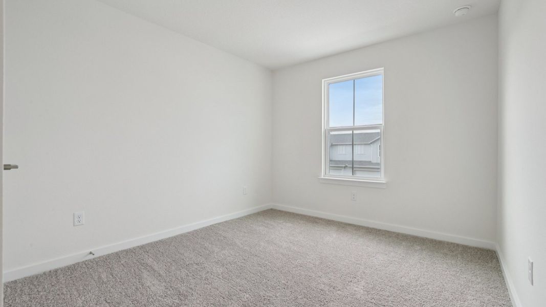 Secondary Bed of the Coronado - End at Cyrene at Harmony located in St Cloud FL by DRB Homes