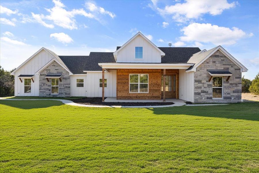 Modern farmhouse style home