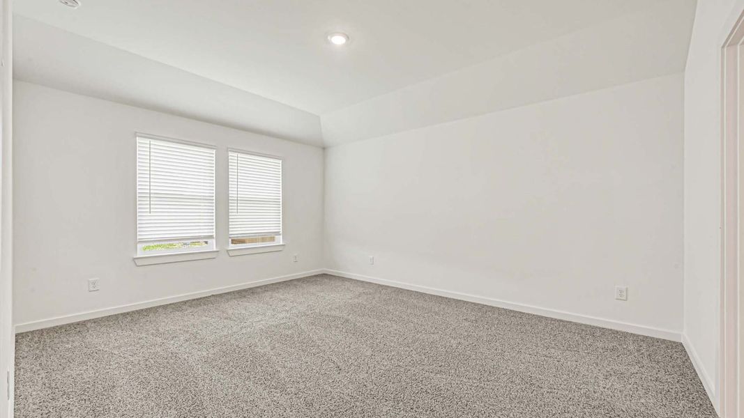 Representative unfurnished interior of a home built from the Cali by D.R. Horton in Holly Ridge, Rosenberg (Image 12).