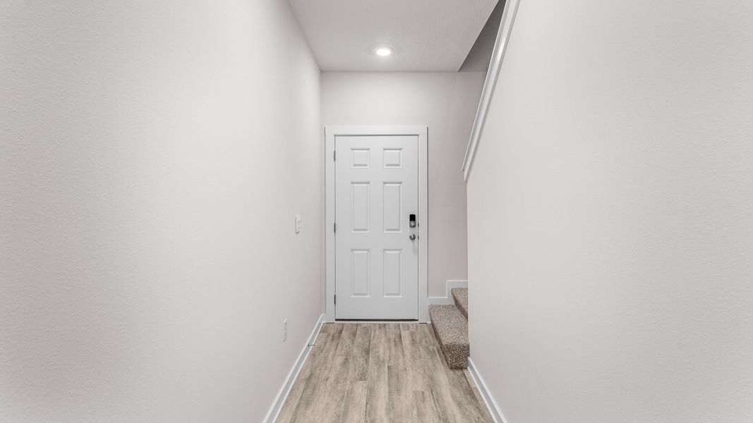 Spacious, unfurnished interior of a new home in Genoa Landing Townhomes, Freeport (Image 16).