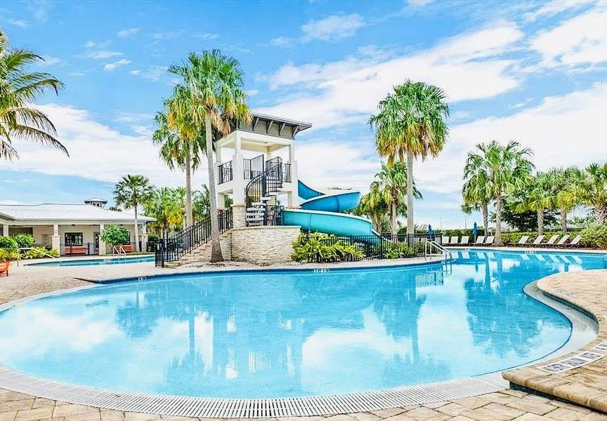 Community amenities in Waterset, Apollo Beach (Image 34).