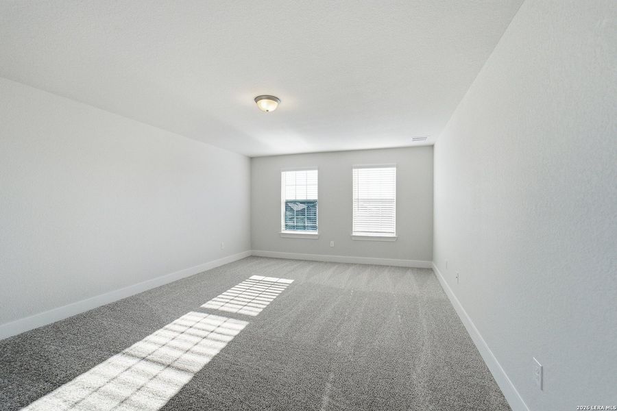 Spacious, unfurnished interior of a new home in Morgan Meadows, San Antonio (Image 21).