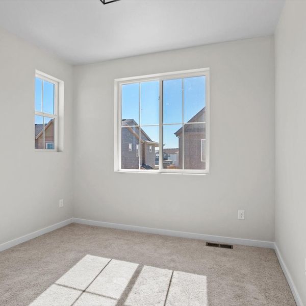 Spacious, unfurnished interior of a new home in Arras Park, Thornton (Image 17).