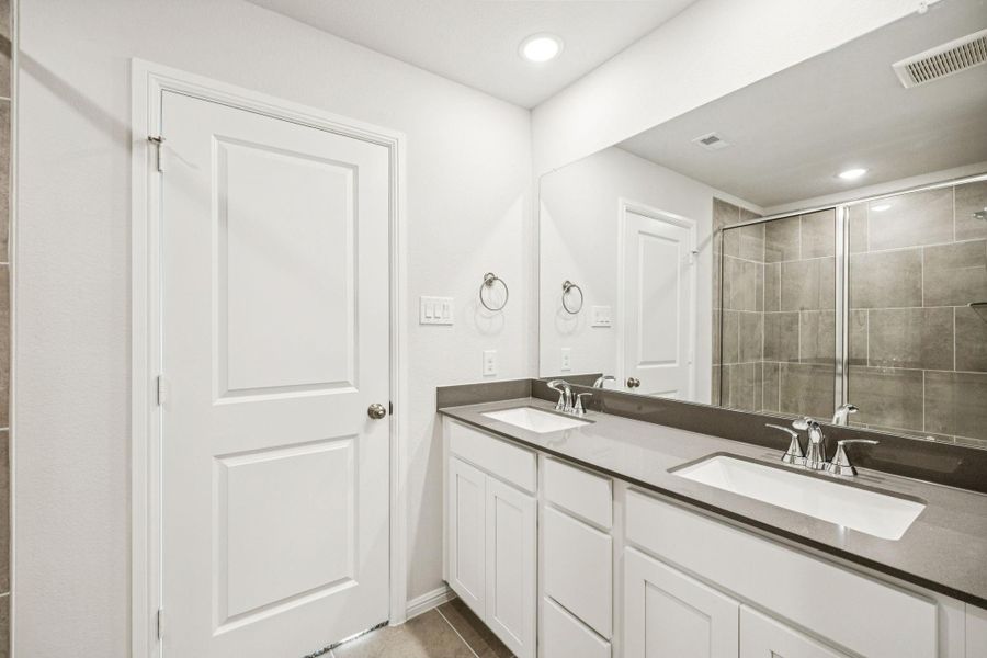 Furnished interior view inside a new home in Saint Tropez, Huffman (Image 2).