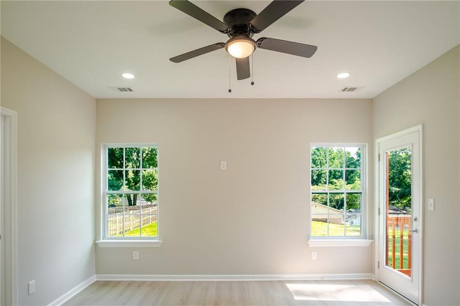 Spacious, unfurnished interior of a new home in , Stockbridge (Image 13).