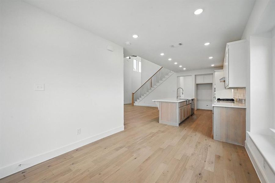 Spacious, unfurnished interior of a new home in Mantua Point: 40ft. lots, Van Alstyne (Image 19). Spacious, unfurnished interior of a new home in Mantua Point: 40ft. lots, Van Alstyne (Image 19).