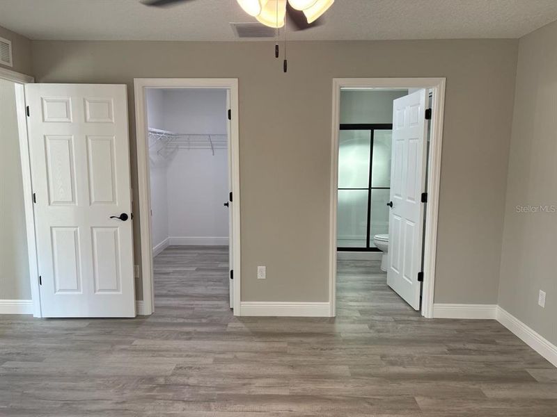 Spacious, unfurnished interior of a new home in , Citrus Springs (Image 27).