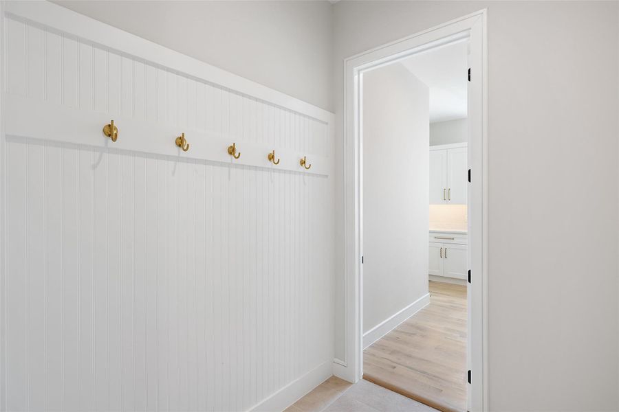 Spacious, unfurnished interior of a new home in , Johnson City (Image 17).