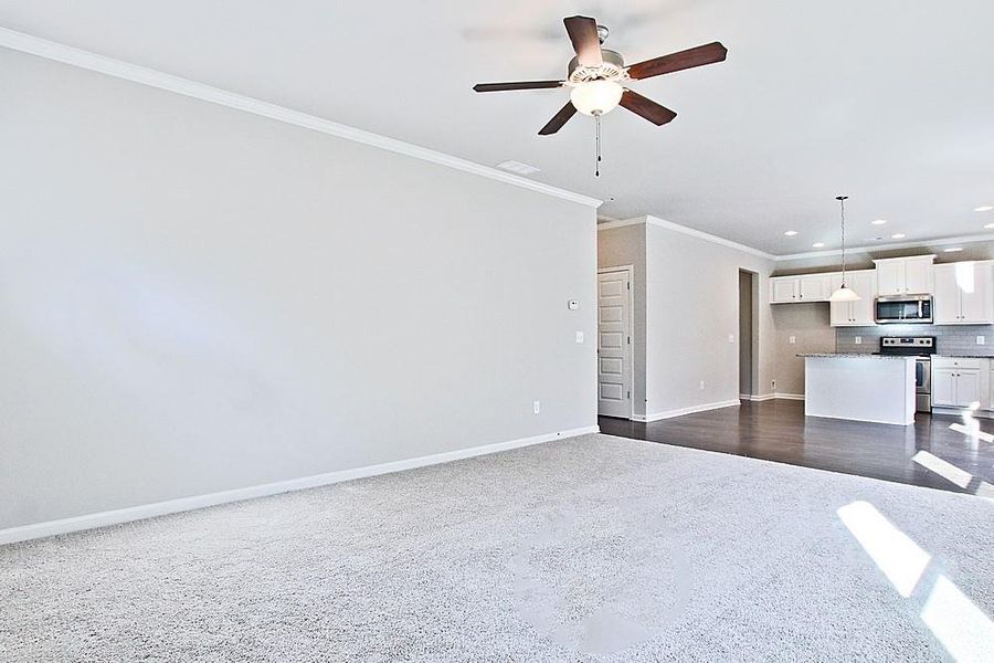 Spacious, unfurnished interior of a new home in , Crawford (Image 15).