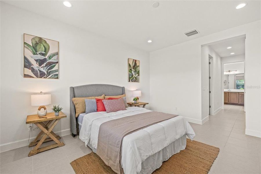 Primary bedroom - view into bathroom
