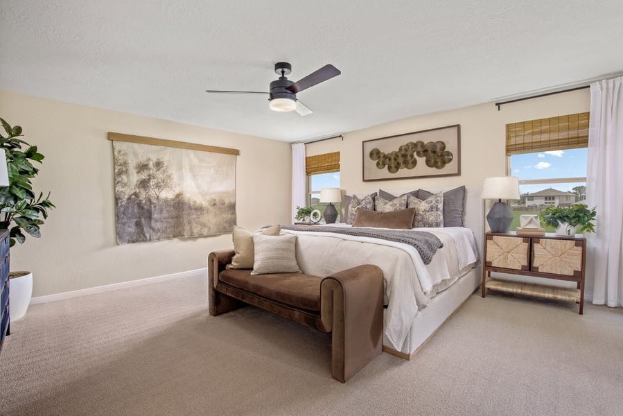 Representative furnished interior of a home built from the 2070 Modeled by KB Home in Glendale Lakes North, Rosharon (Image 6).