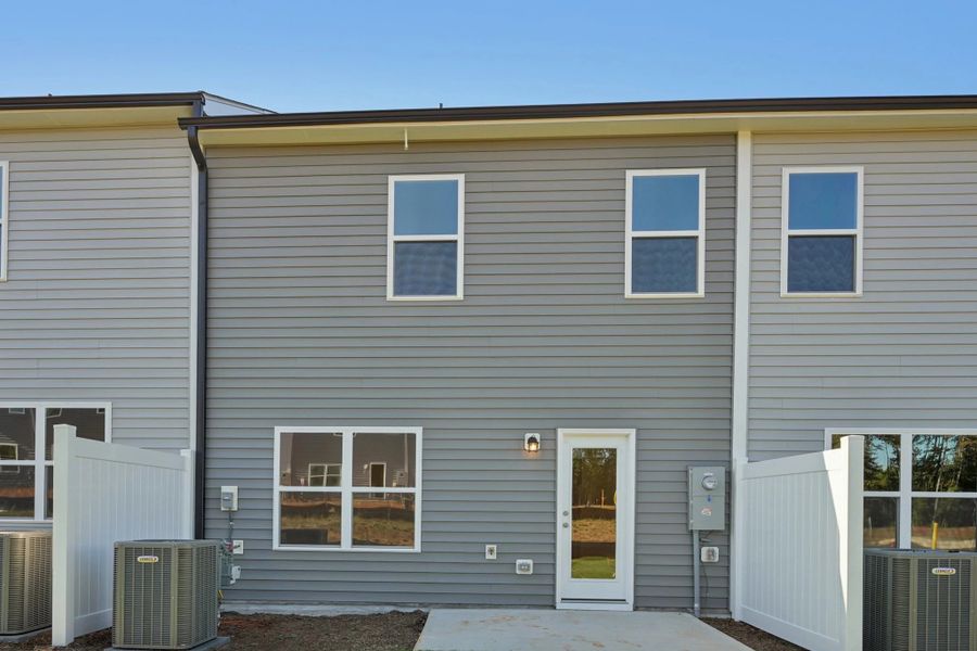 Exterior - Graceful lines and classic charm never fade. Exterior - Graceful lines and classic charm never fade.