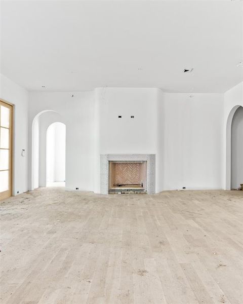 Spacious, unfurnished interior of a new home in , Dallas (Image 17). Spacious, unfurnished interior of a new home in , Dallas (Image 17).