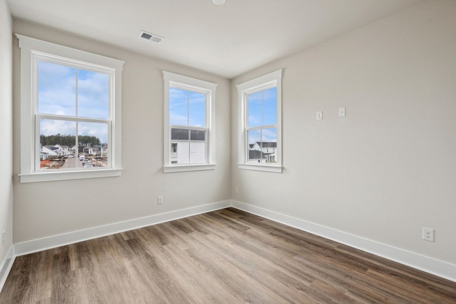 Spacious, unfurnished interior of a new home in Single Family Homes at Nexton, Summerville (Image 27).