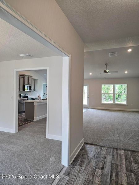 Image 7 of a home in Palm Bay.