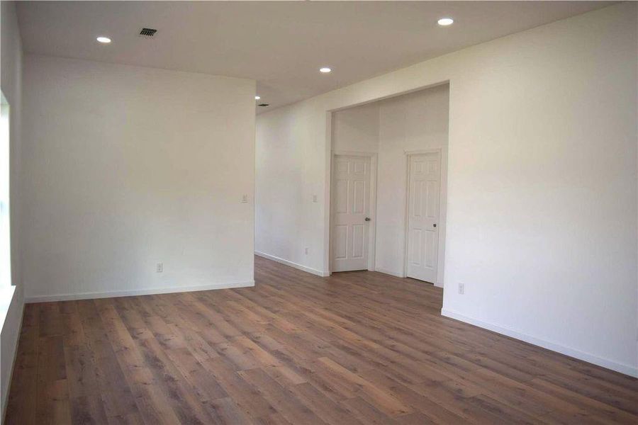 Spacious, unfurnished interior of a new home in , Cleveland (Image 17).