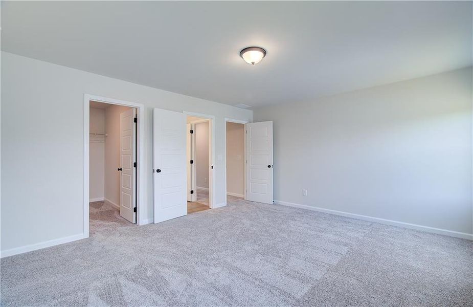 Spacious, unfurnished interior of a new home in Mallard’s Landing, Jefferson (Image 22).